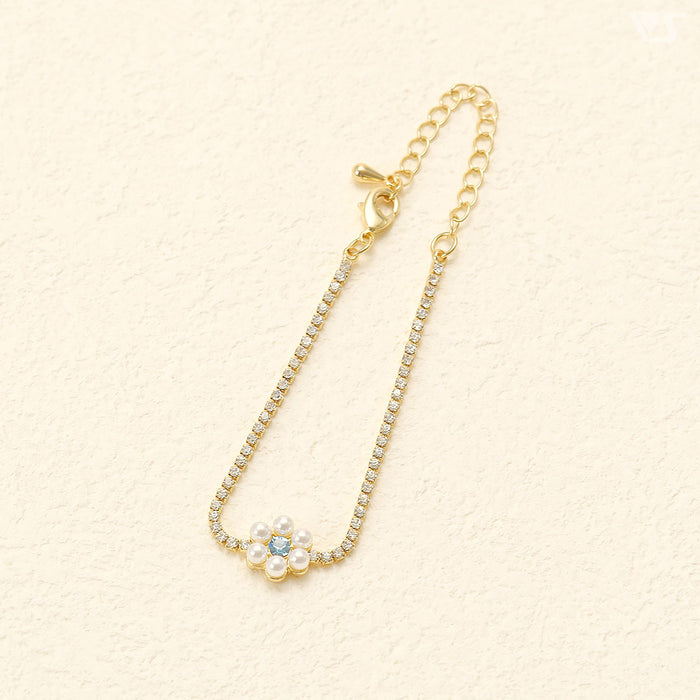 Necklace (Pale Blue)
