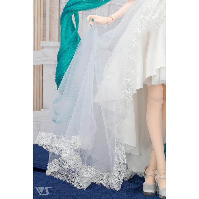 Dress Up Train (White / Tulle)
