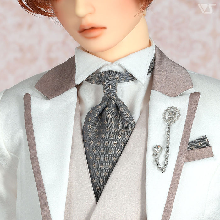 SD17B White Tuxedo