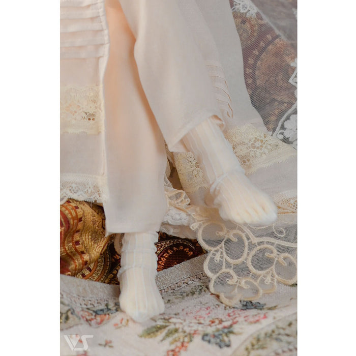 SDGrB~SD17B Sheer Socks (White)