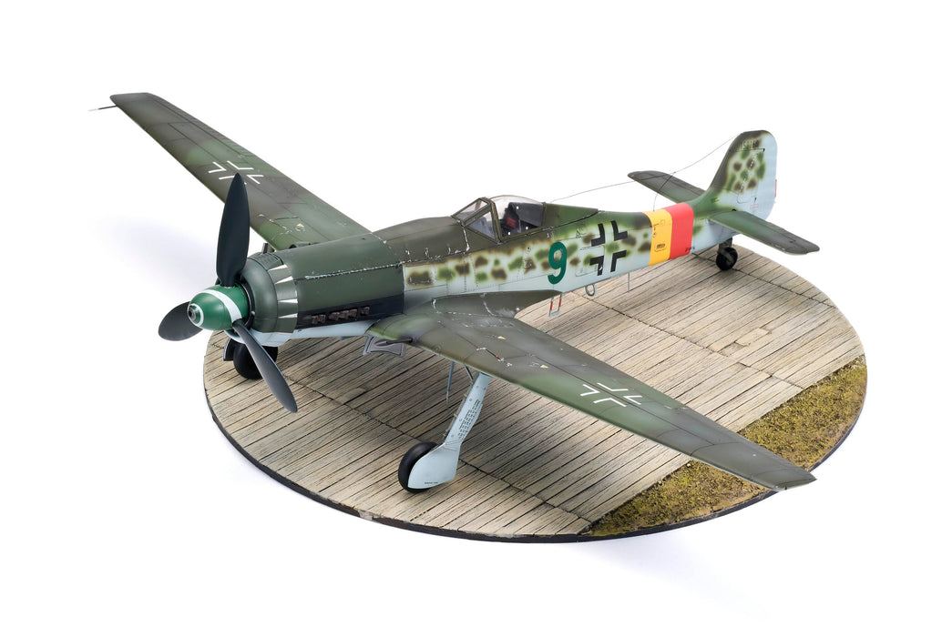 1/32 Diorama Base 06 Shrike Perches-Luftwaffe Hard Stand